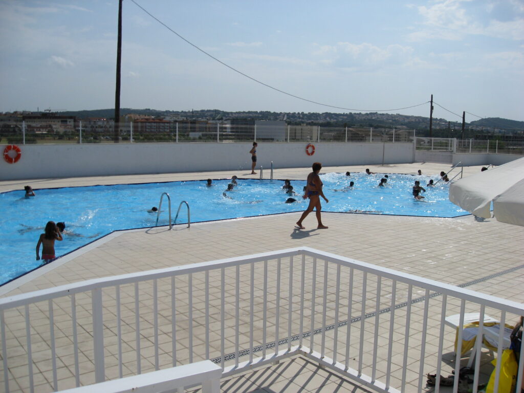 Piscina exterior de Myrtha Pools en Club Tenis El Vendrell