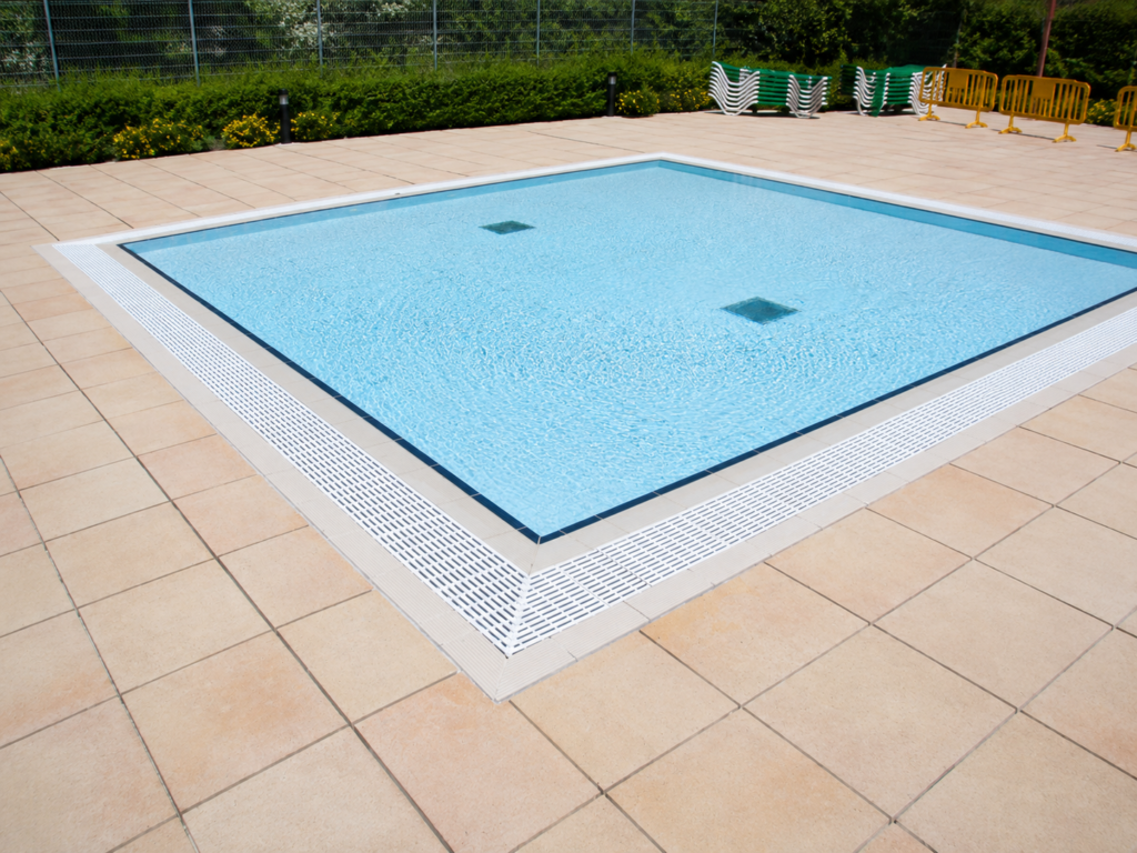 Piscina exterior.