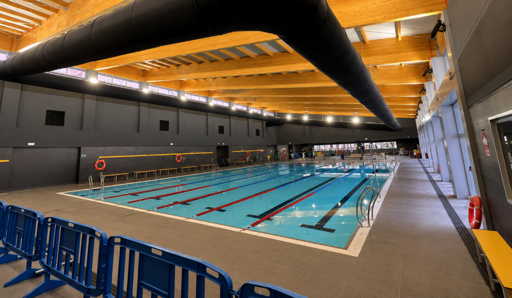 Centro Deportivo Municipal San Blas 5 Piscina cubierta de competición en Madrid, renovación de piscinas municipales.