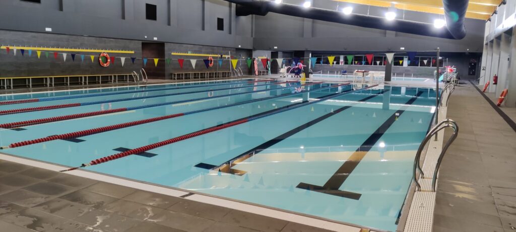 Centro Deportivo Municipal San Blas 4 Piscina interior de competición renovada en Madrid, CDM San Blas.