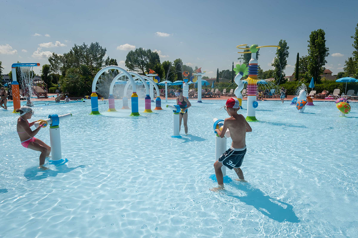 alpe pools parques infantiles agua