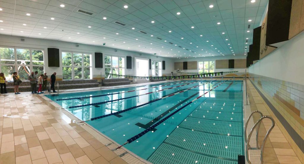 Fondo móvil 4 Piscina interior de competición Alpe Pools con fondo móvil Myrtha Pools.