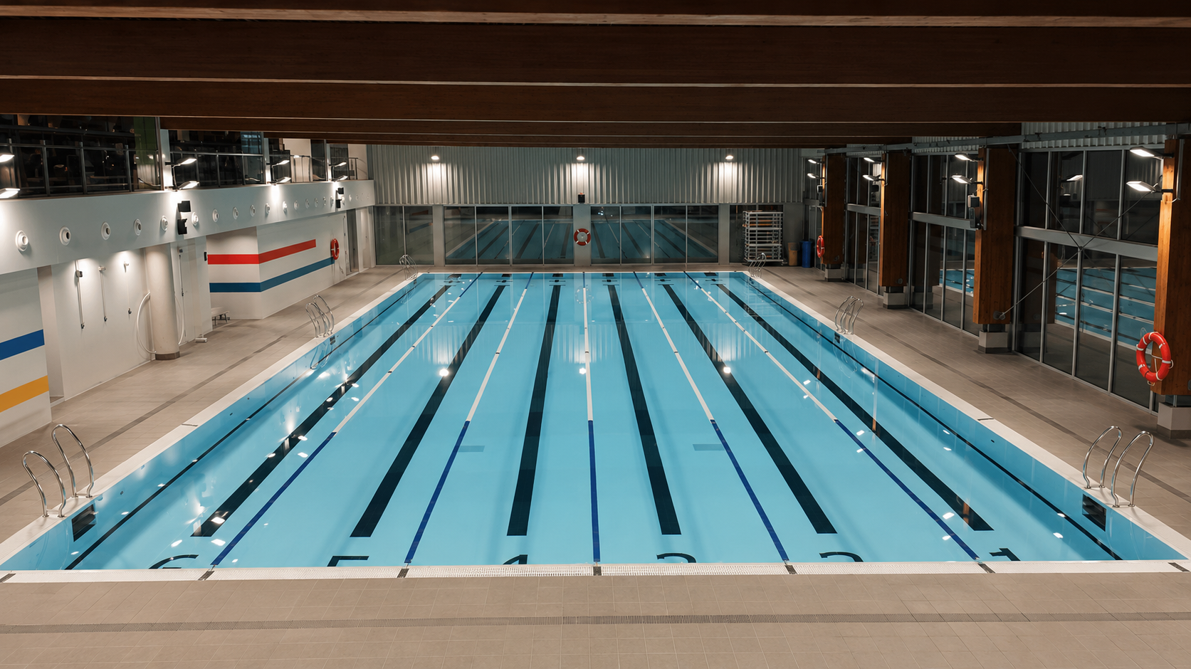 Piscina Myrtha interior en Cártama, ideal para club deportivo, con filtración Defender.