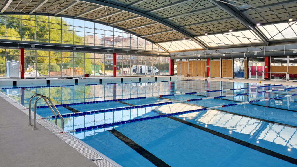 Piscina renovada del Club Natació Molins